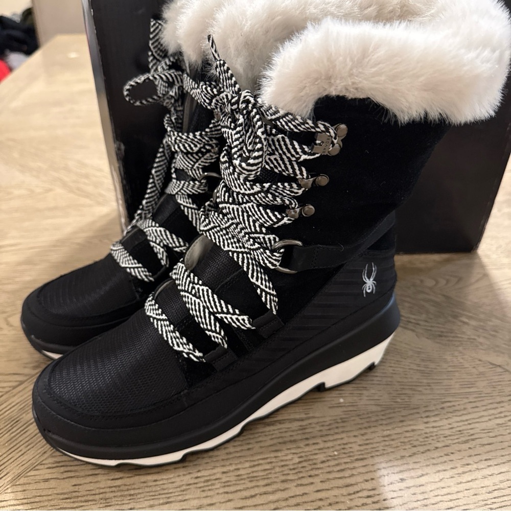Spider Conifer Lace-Up Waterproof Insulated Boot (Women) Size 8 - Picture 3 of 4